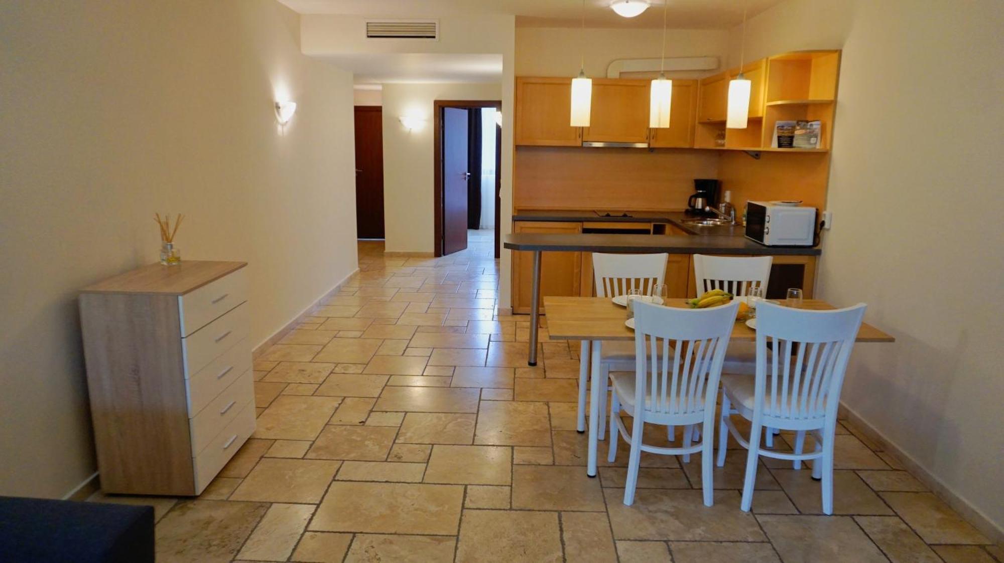 Ваканционни Апартаменти Калиакрия - Holiday Apartments Kaliakria โทโพลา ภายนอก รูปภาพ